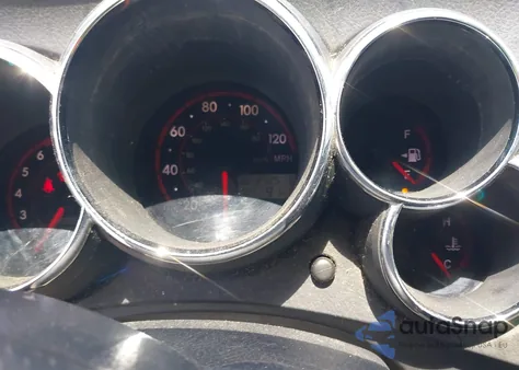 2008 Pontiac Vibe из США, поврежденный, VIN 5Y2SL65858Z414660